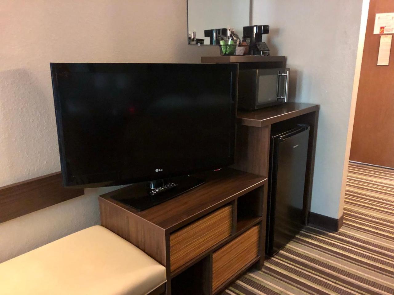 Super 8 By Wyndham Pocatello Hotel Room photo